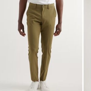 QUINCE MENS ULTRA STRETCH 24/7 SMART CHINO TAPERED LEG OLIVE GREEN SZ 34/30